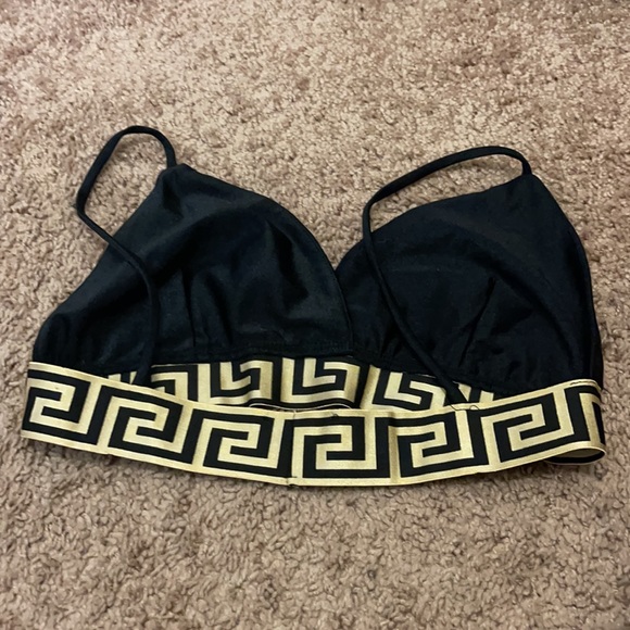 Size small black halter top - Picture 2 of 2